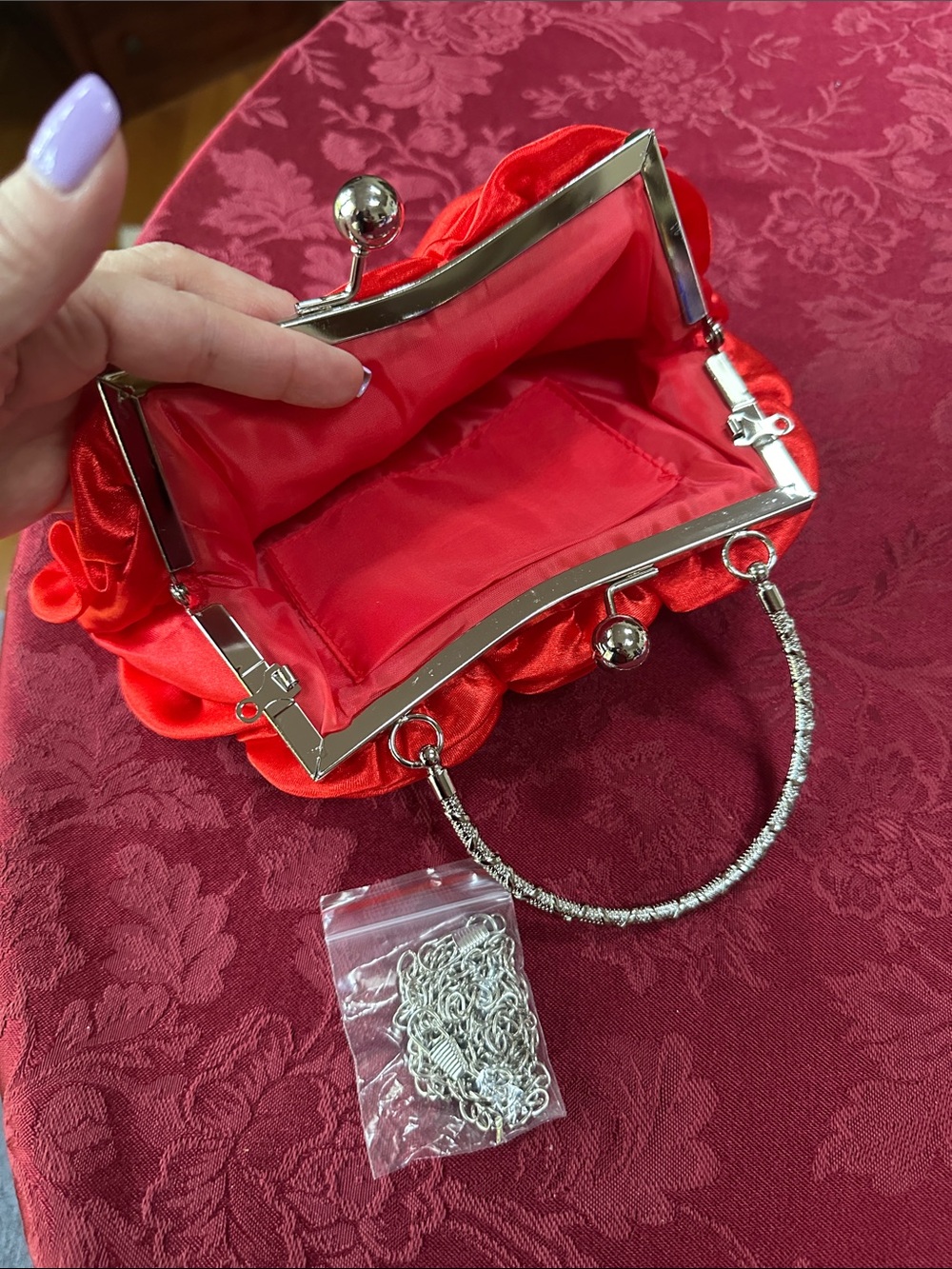 Satin Rosette Fancy Kisslock Bag w/ Crossbody Chain - Picture 3 of 3